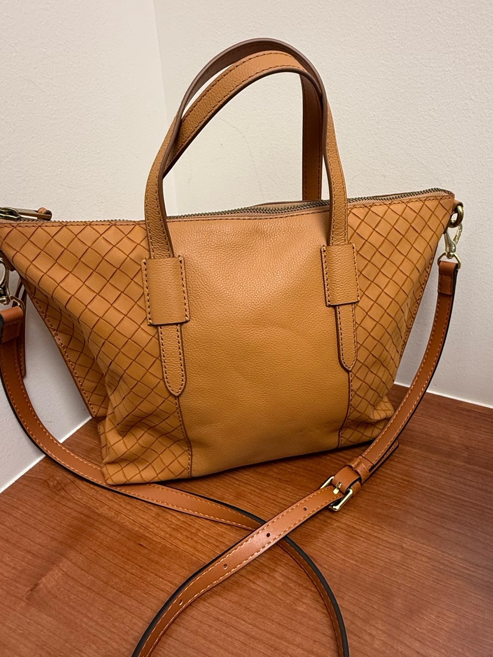 Fossil Skylar Satchel Hand Bag Brown Brandy Leather Crossbody Purse Women’s EUC - Picture 3 of 8